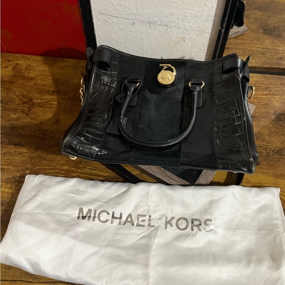 Michael Kors Hamilton Black Crocodile Embossed Calf Hair Snakeskin Tote Shoulder - Picture 2 of 3